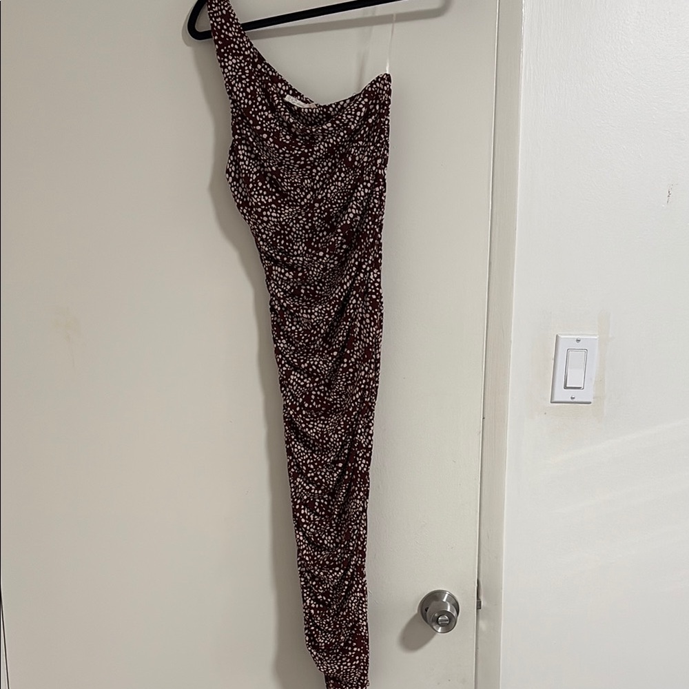 Elegant One-Shoulder Brown Dress
